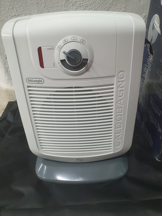 Calefactor DeLonghi Caldobagno HBC3030