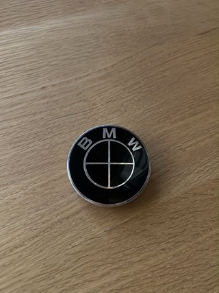 Emblema BMW Negro y Cromado