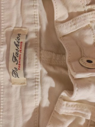 Pantalones vaqueros amarillos