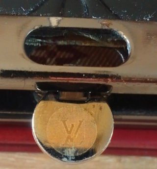 Cartera Louis Vuitton Negra Charol