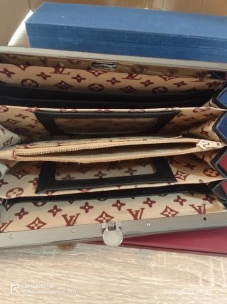 Cartera Louis Vuitton Negra Charol