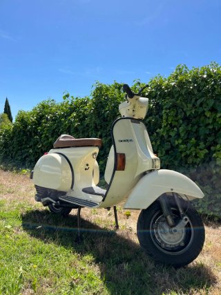 Vespa P200E Beige/Marrón