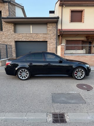BMW M5 v10