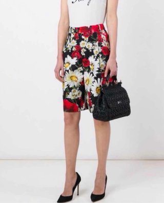 Dolce & Gabbana Shorts Floreali Neri