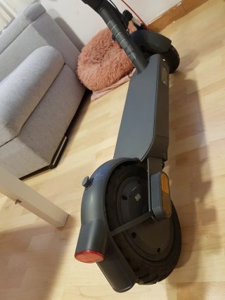 Patinete Eléctrico Xiaomi 5 / Casi Nuevo