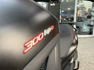 Piaggio MP3 300 Sport 2020 Negro