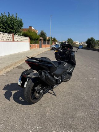 Yamaha TMAX 560 2023 |12.000 km|Único propietario