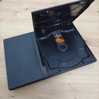 PS2 Slim SCPH-75004 Negra con cables