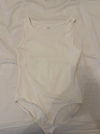 Body ZARA blanco
