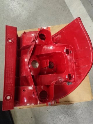 Faro Trasero Derecho Skoda Yeti 2015 Original