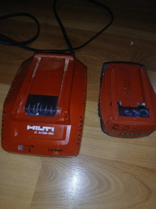 Cargador Hilti C4/36-90 y Batería B22