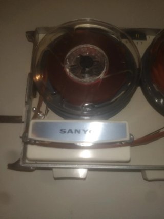 Grabadora Sanyo MC-2 Años 60