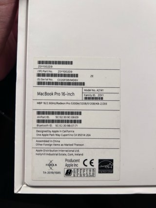 MacBook Pro 16” Intel Core i7 • 32 GB RAM • 512 GB