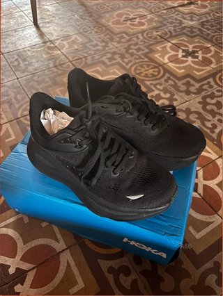 Hoka One One Bondi 9X-WIDE Talla 45 Negro