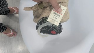 Gorra Bershka Beige Estampada