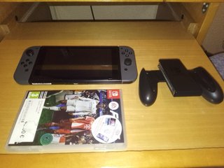 Nintendo Switch Gris + Juego FIFA 2026 +Cable HDMI
