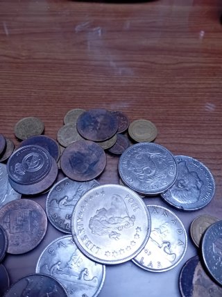 Lott di monete americane e spagnole