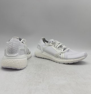 ADIDAS ULTRABOOST DNA x STELLA McCARTNEY TALLA 41