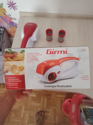 Rallador Eléctrico Girmi GT02 Recargable