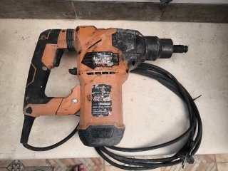 Taladro percutor 1500W
