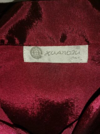 Blusa/chaqueta sin mangas color burdeos