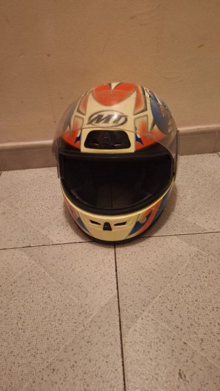 Casco de moto integral MT