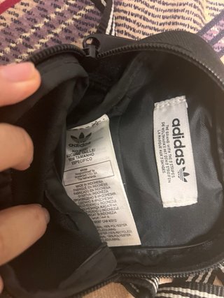 Riñonera Adidas Negro Pequeño