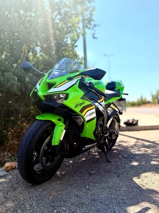 Kawasaki ZX6R 2025