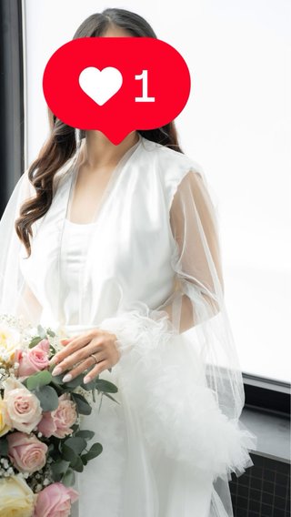Bata Novia Blanca Tulle Plumas