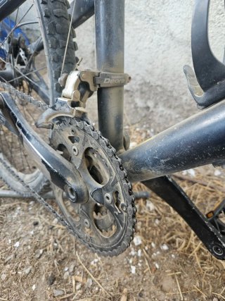 Bicicleta de montaña doble suspensión