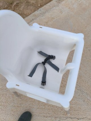 Trona Ikea blanca sin bandeja