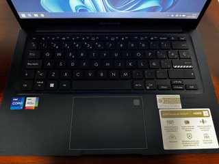 Portátil Asus Vivobook 14 F1404Z