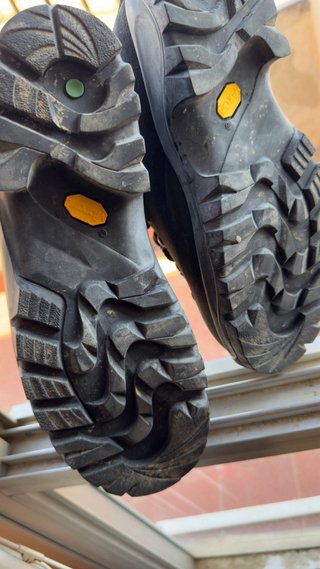 Botas de Montaña La Sportiva Negras/Grises