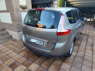 Renault Grand Scenic 1.9 dci