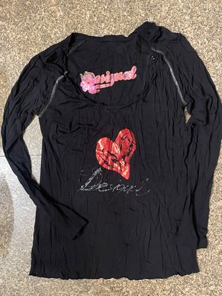 Camiseta Desigual Negra Corazón
