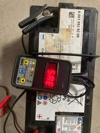 Batería Mercedes A0019828208 AGM 92Ah