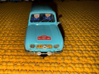 Scalextric Renault 4L