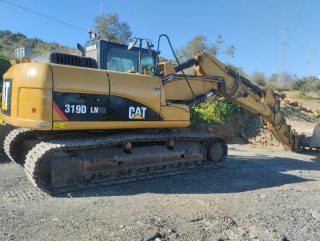 Excavadora Caterpillar 319D L