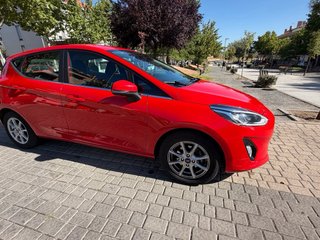 Ford Fiesta 2021 solo 119000 km etiqueta eco