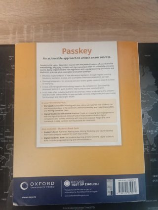 Libros de inglés passkey: wordbook y student book