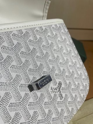 Riñonera Goyard Beige y Blanca