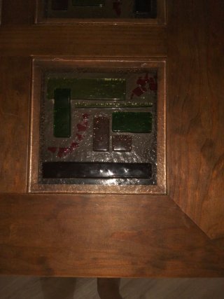 Mesa de centro con detalles de cristal
