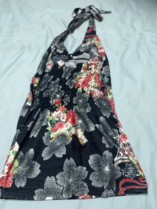 Camisa halter estampada floral