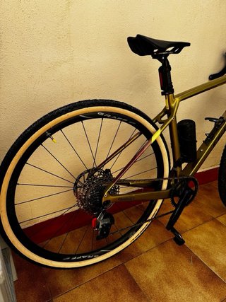 Bicicleta Gravel Wilier Jena Carbono SRAM