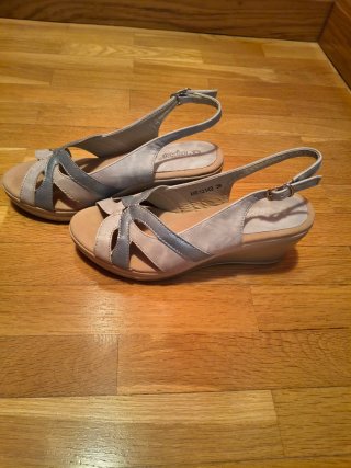 Sandalias Amarpies Talla 36 Beige y Gris