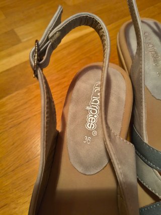 Sandalias Amarpies Talla 36 Beige y Gris