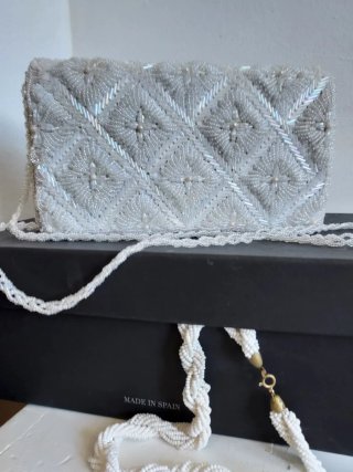 Bolso de fiesta blanco con pedrería