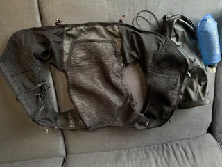 Mochila KIPRUN Trail Running 15L Negra