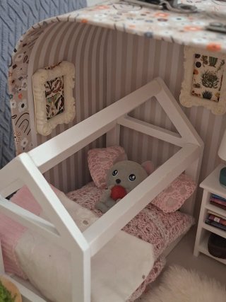 Adorabile casa delle bambole in stile valigetta vintage Maileg