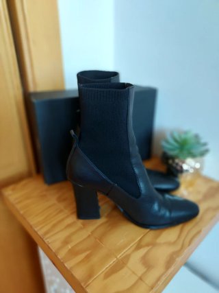 Botines negros tacón alto